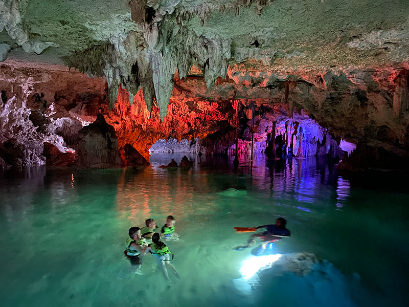 包團 - 中文圖倫一日遊